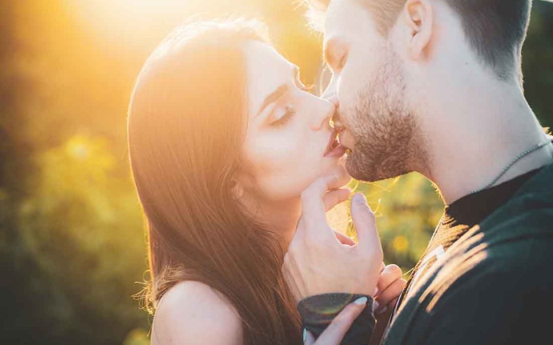 Casual Dating Vs Serious Dating – What Women Need to Consider